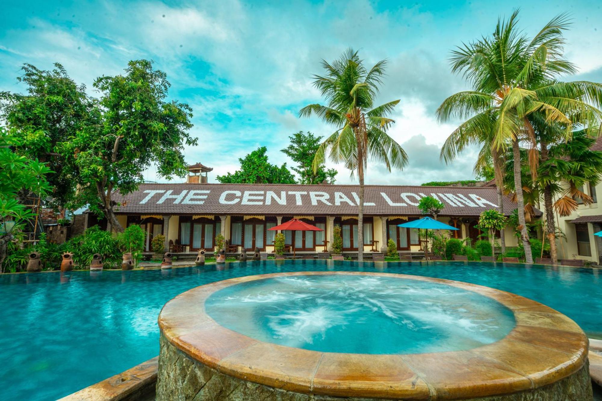 The Central Lovina Hotel & Restaurant Экстерьер фото